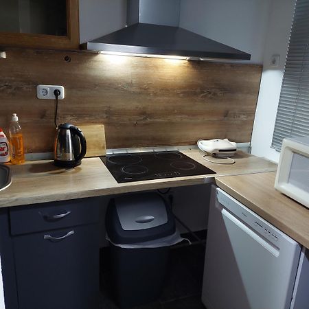 Ujszeged Apartman Ngoại thất bức ảnh