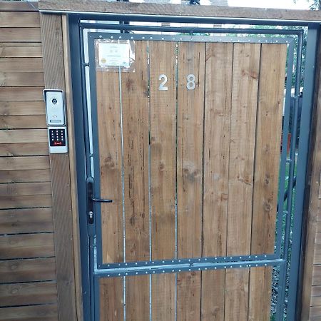 Ujszeged Apartman Ngoại thất bức ảnh