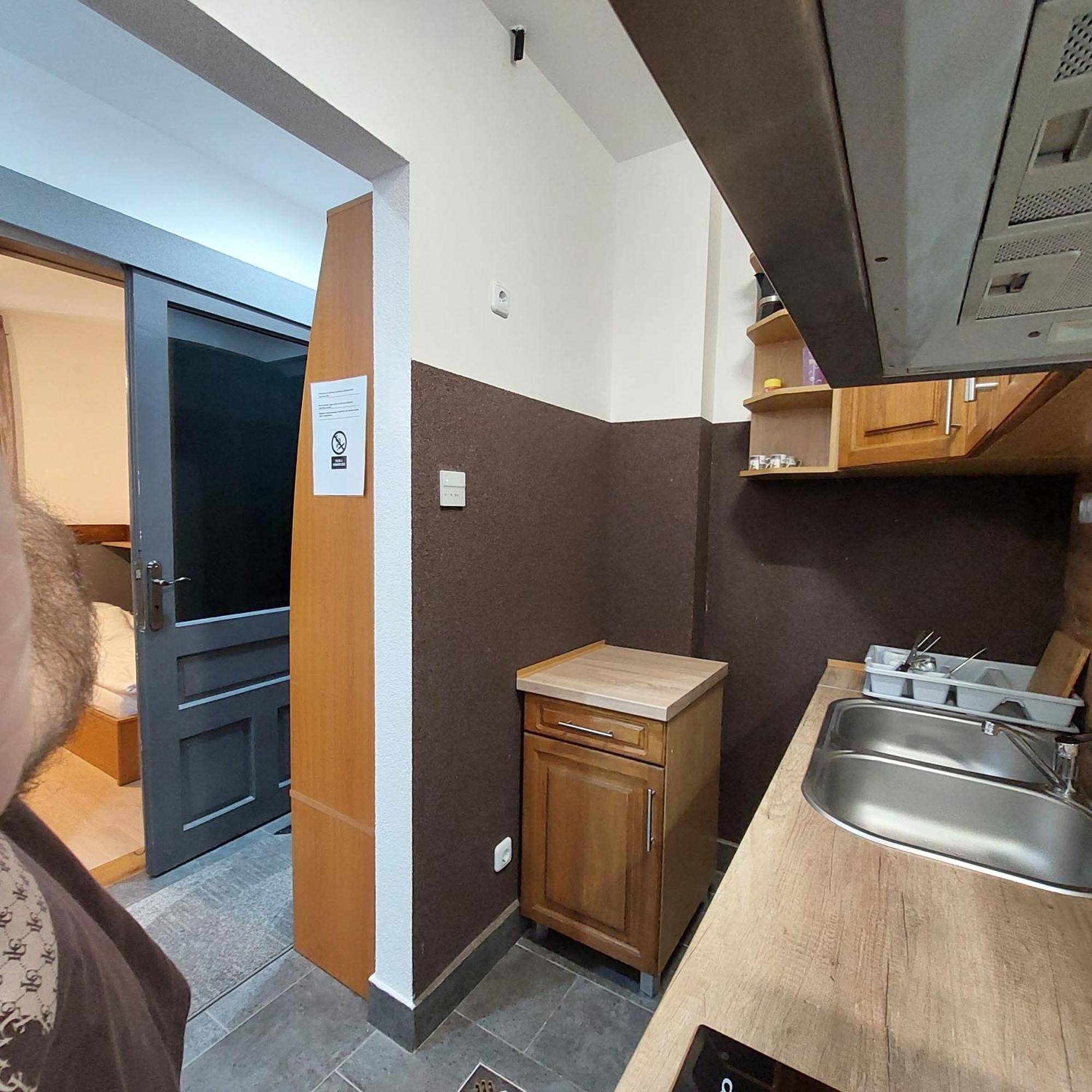 Ujszeged Apartman Ngoại thất bức ảnh