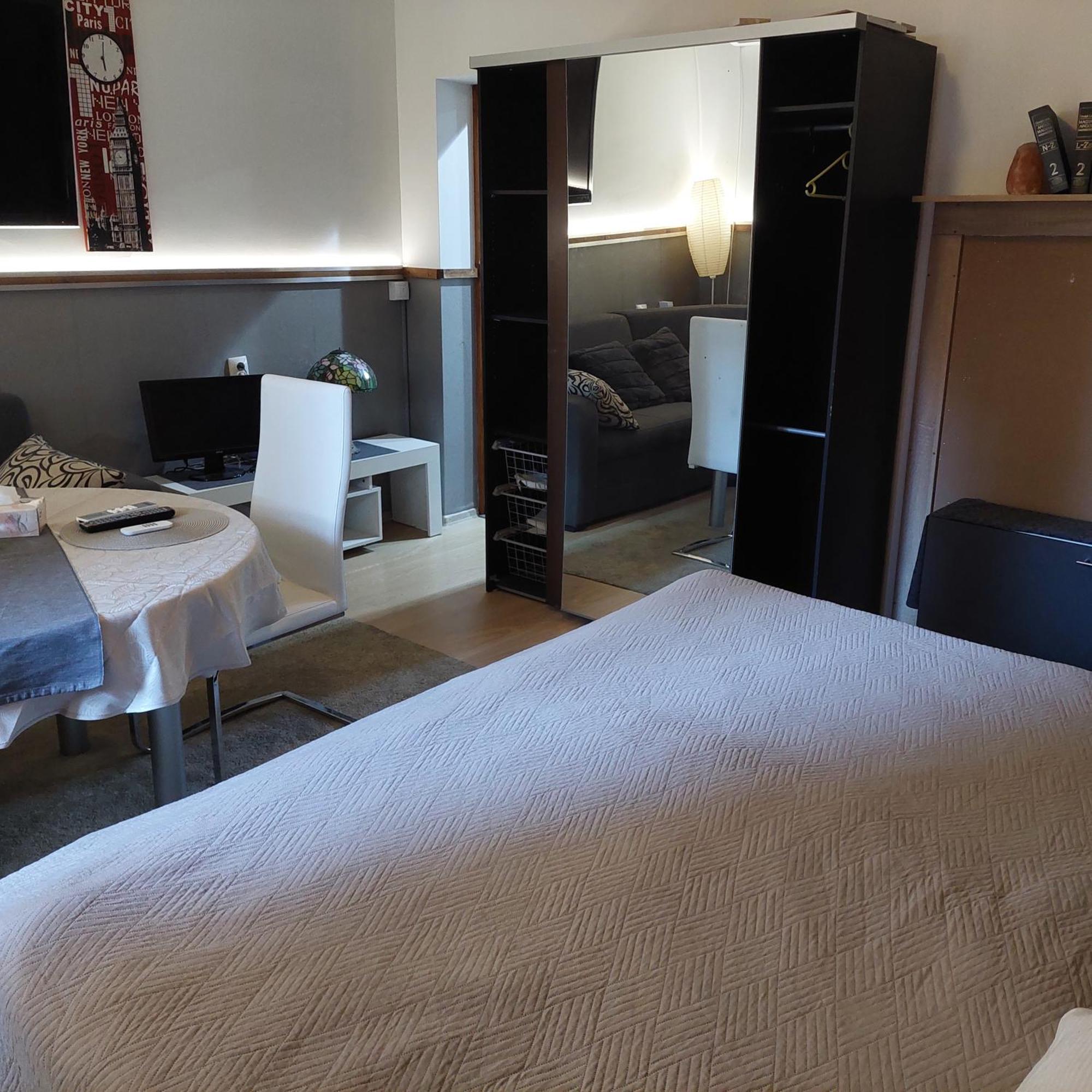 Ujszeged Apartman Ngoại thất bức ảnh