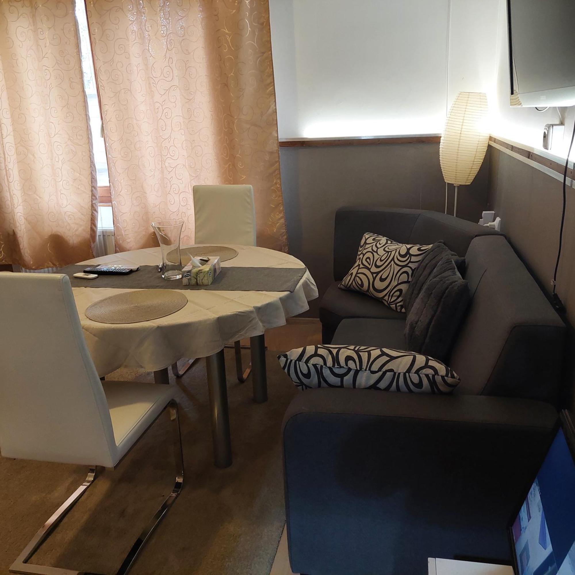 Ujszeged Apartman Ngoại thất bức ảnh